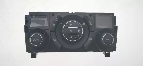 +AIR CONDITIONING/ AUTO/ WITH DISPLAY L AND R/ N6009001 6009003
